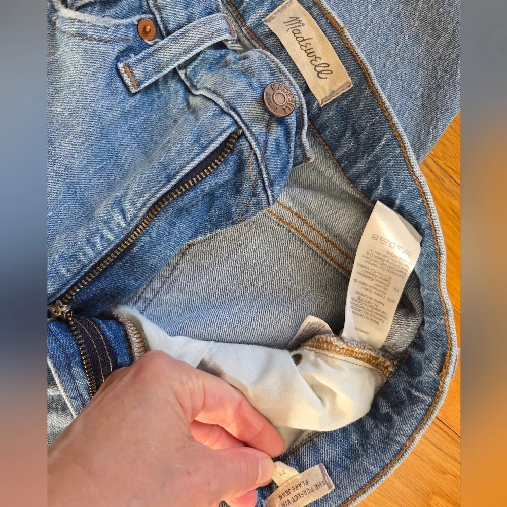 Great Condition Madewell Perfect Vintage Flare Jeans In Delavan Wash - Picture 3 of 7